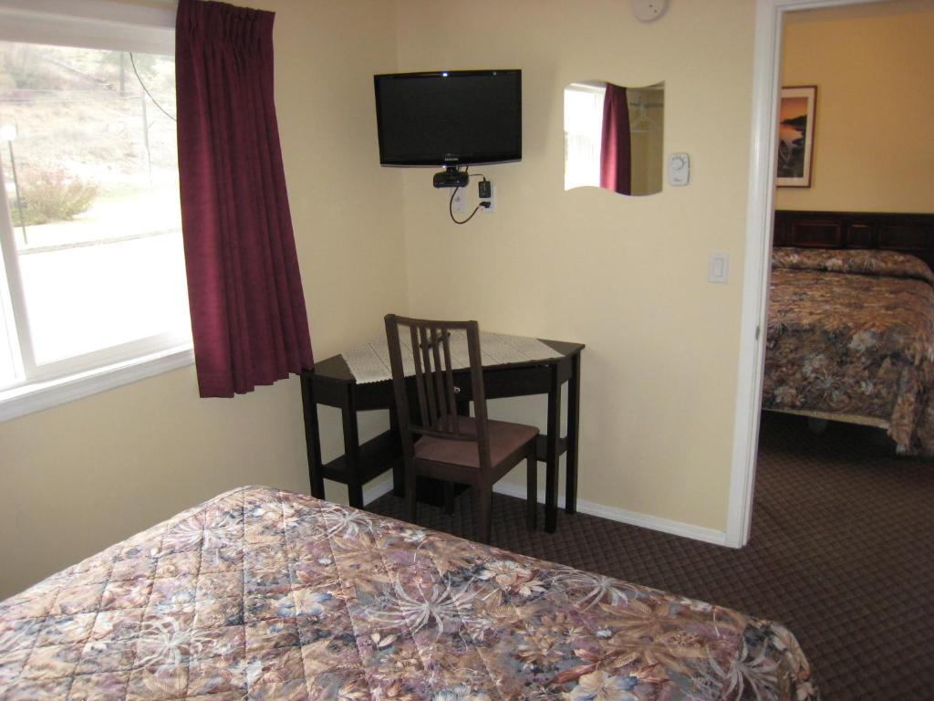 Johnny'S Motel Grand Forks Habitación foto