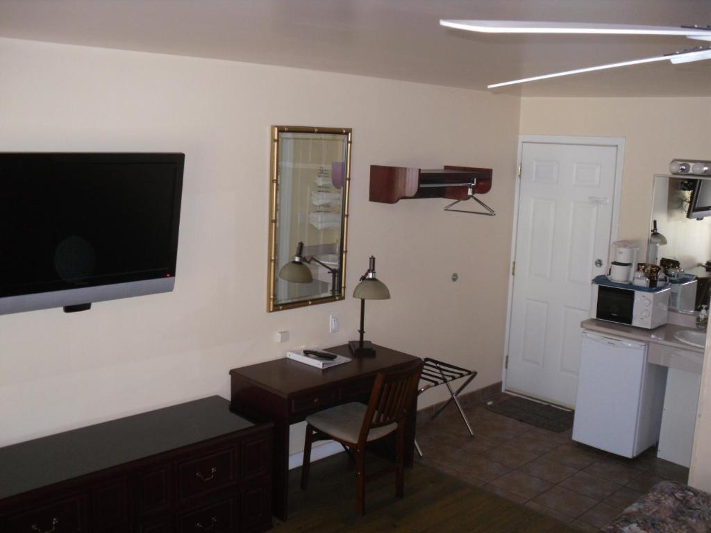 Johnny'S Motel Grand Forks Habitación foto